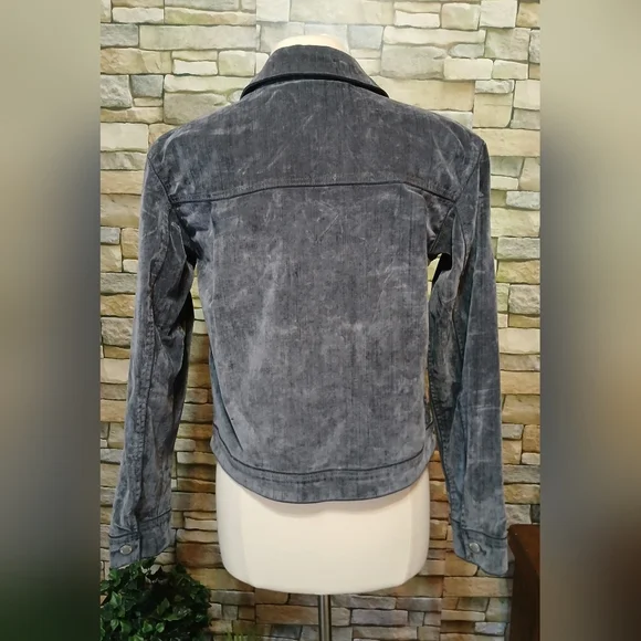 New XS Universal Thread Soft Chic Gray Jean Jacket - Picture 3 of 6